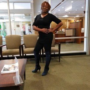 Meet your Posher, Tara